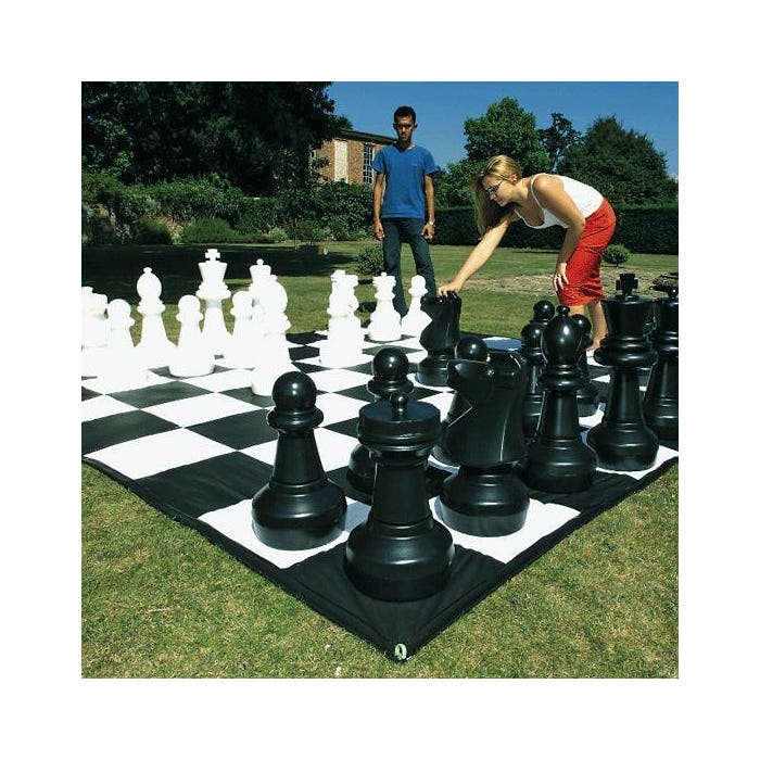 DOM Giant Chess Game