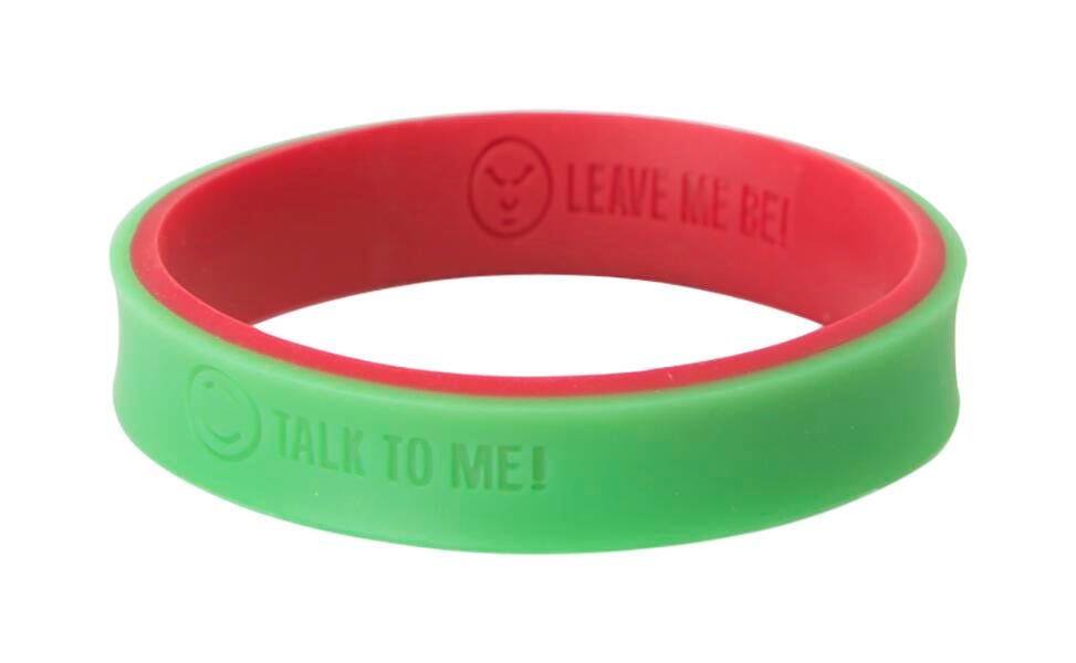 Chewigem Child Flip Bangle, Red/Green, Item Number 2101402