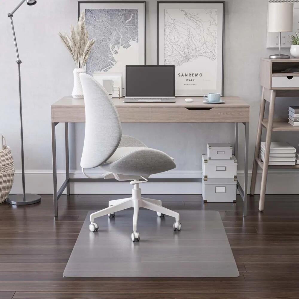 Deflecto EconoMat Chair Mat Without Lip, 45 x 60 Inches, Rectangle, Vinyl, Clear 1305796
