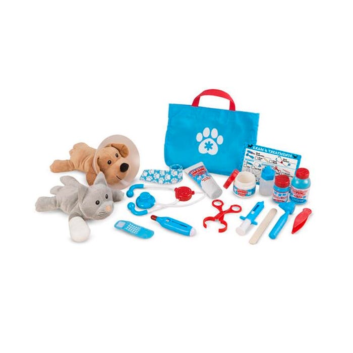 Melissa & Doug Examine and Treat Pet Vet Play Set, 24 Pieces