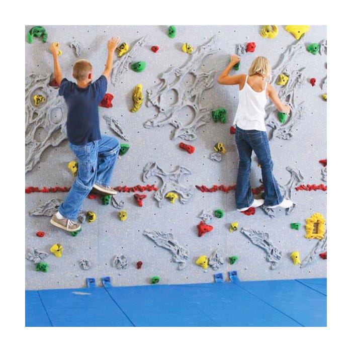 Everlast Relief-Feature Traverse Wall package with Mat-locking System, 10 x 20 Feet, 2 Inch Blue Mats