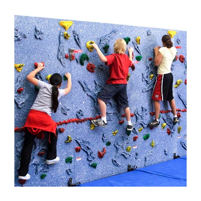 Everlast Magna Relief Feature Traverse Wall, 8 x 40 Red