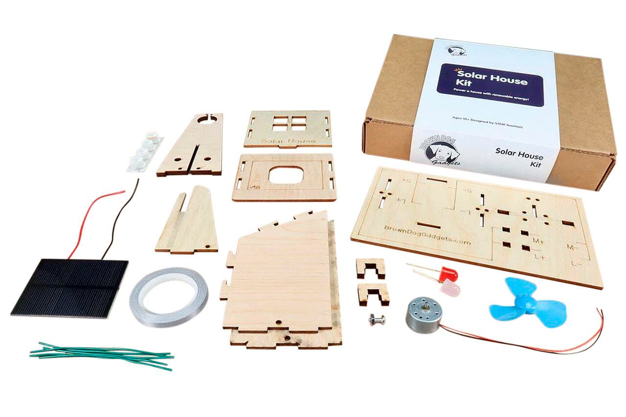 Image for Brown Dog Gadgets Solar House Kit, 25 Pieces from School Specialty