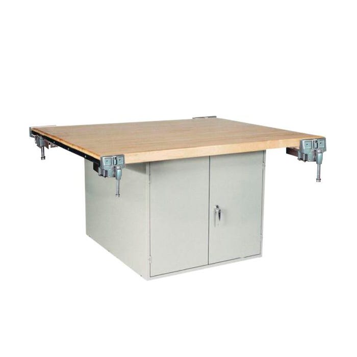Montisa 4 Station Workbench with 2 Double Doors and 4 Vises